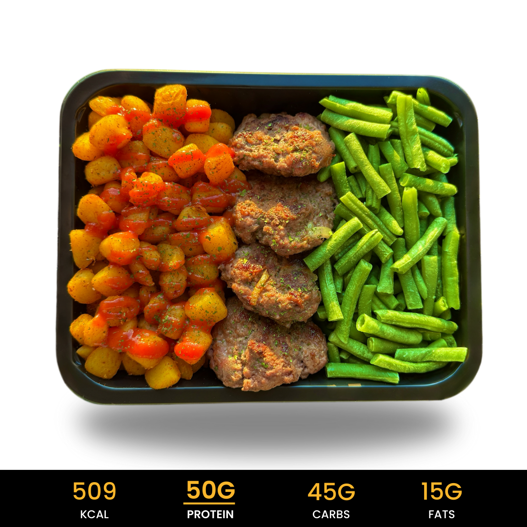 Turkse-Köfte-met-Aardappel-Krieltjes en-Sperzieboontjes eiwitrijke, halal Köfte met krieltjes en sperzieboontjes.